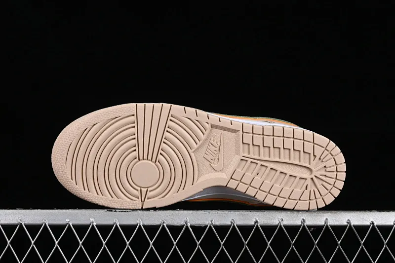 All categories Nk SB Dunk series Nk SB Dunk Low low-top sneakers K version Nk Dunk Low "Pale Ivory" dark and light ivory color matching SB low-top sports and leisure sneakers FQ6869-131